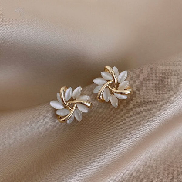 Cat's Eye Flower Earrings High Sense Opal Square Triangle Geometry Earrings - Image 9