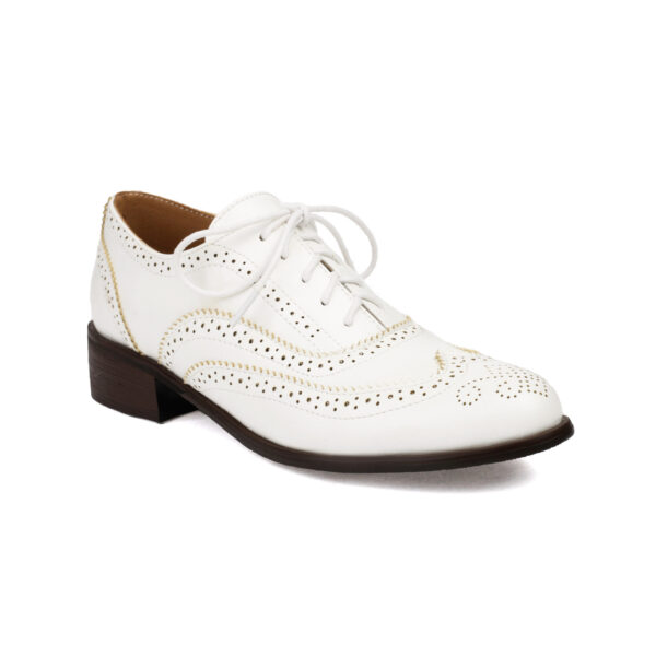 Retro British Contrasting Color Brogue High-cut Lace-up Shoes - Image 10