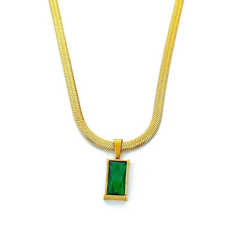 Blade Chain Advanced Sense Of Light Luxury Emerald Zircon Pendant - Image 7